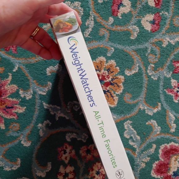 New WeightWatchers All-Time Favorites Cookbook Kitchen Essential - Picture 4 of 6